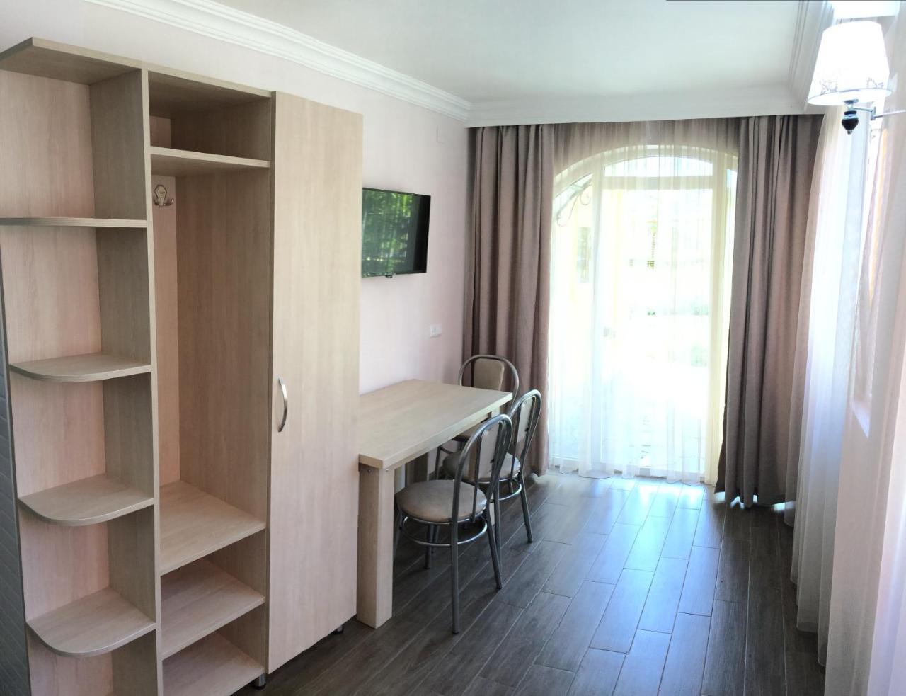 Deluxe Guest House Kvariati Dış mekan fotoğraf